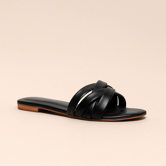 Black Strapy Slip-on by Zapatla wc041