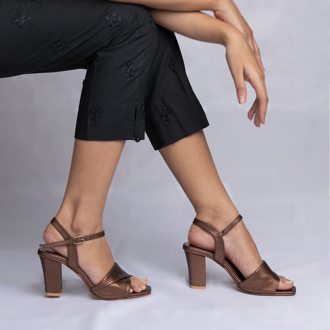 40Crossover lining Heel by Zapatla s16SandalFootwearChocolate#opti